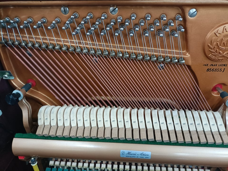  買二手鋼琴，一定要找有整理與保固的商家 